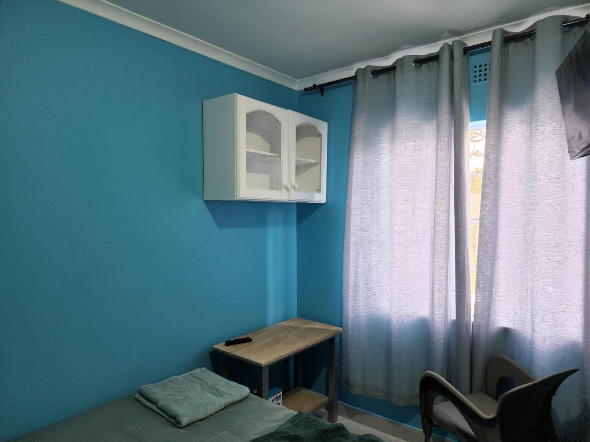 Hasate Guest House ,4 St James Street Oakdale Belliville Cape Town South Africa Exteriör bild