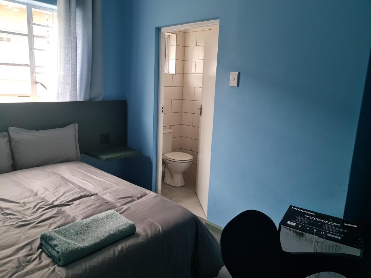 Hasate Guest House ,4 St James Street Oakdale Belliville Cape Town South Africa Exteriör bild